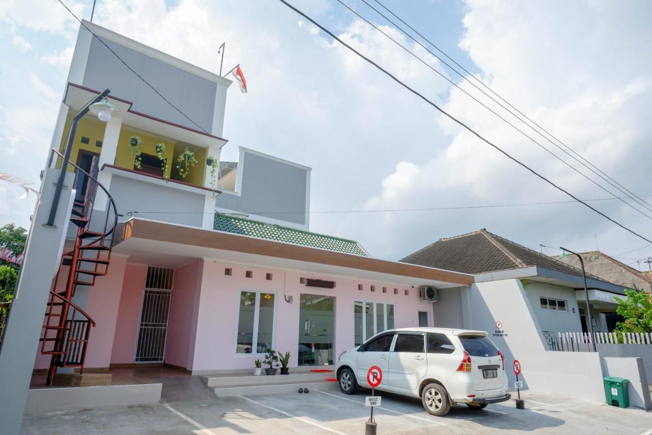 Reddoorz Near Rita Supermall Purwokerto 2 외부 사진