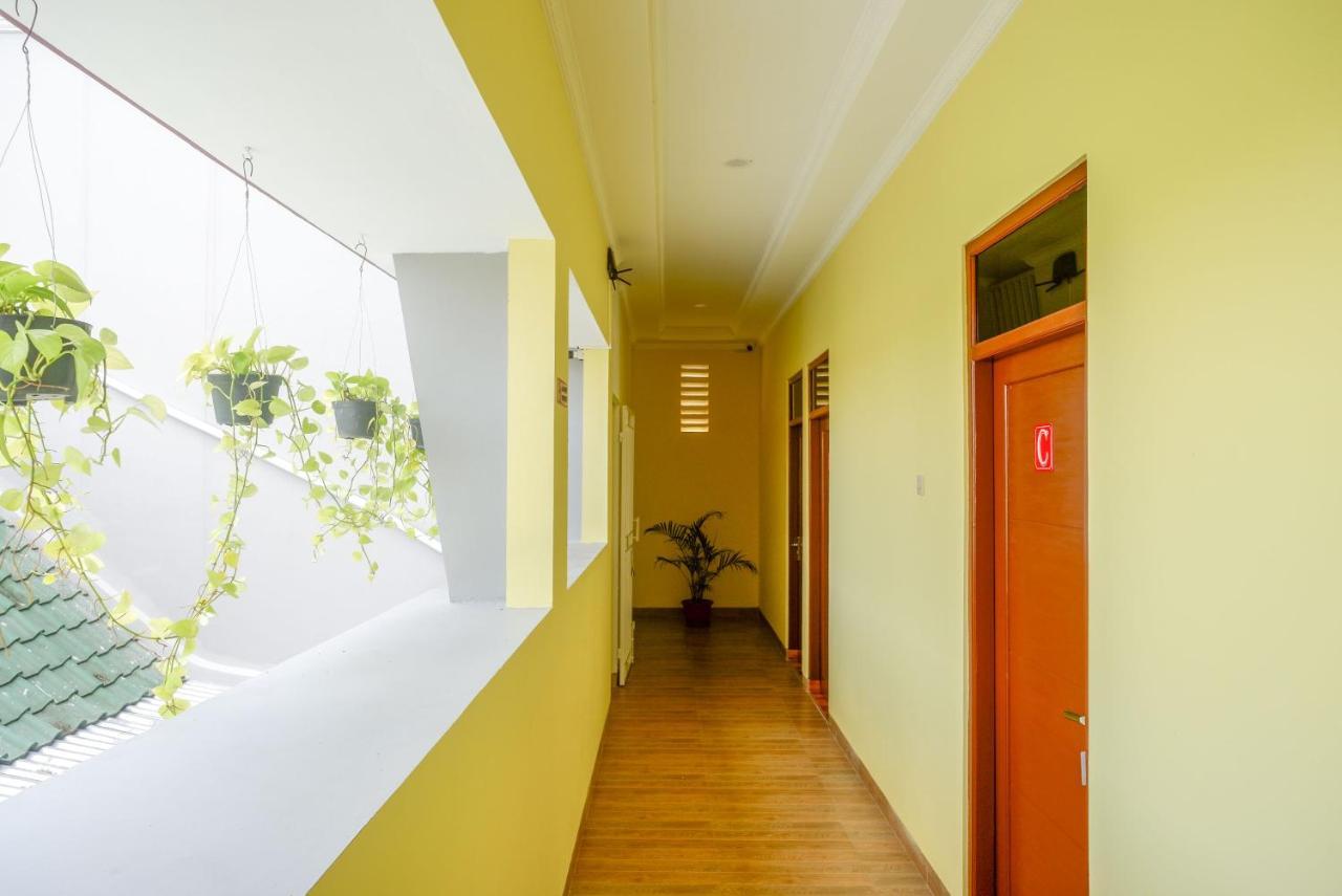 Reddoorz Near Rita Supermall Purwokerto 2 외부 사진