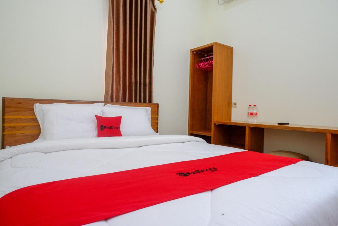 Reddoorz Near Rita Supermall Purwokerto 2 외부 사진