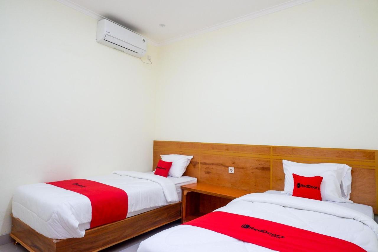 Reddoorz Near Rita Supermall Purwokerto 2 외부 사진