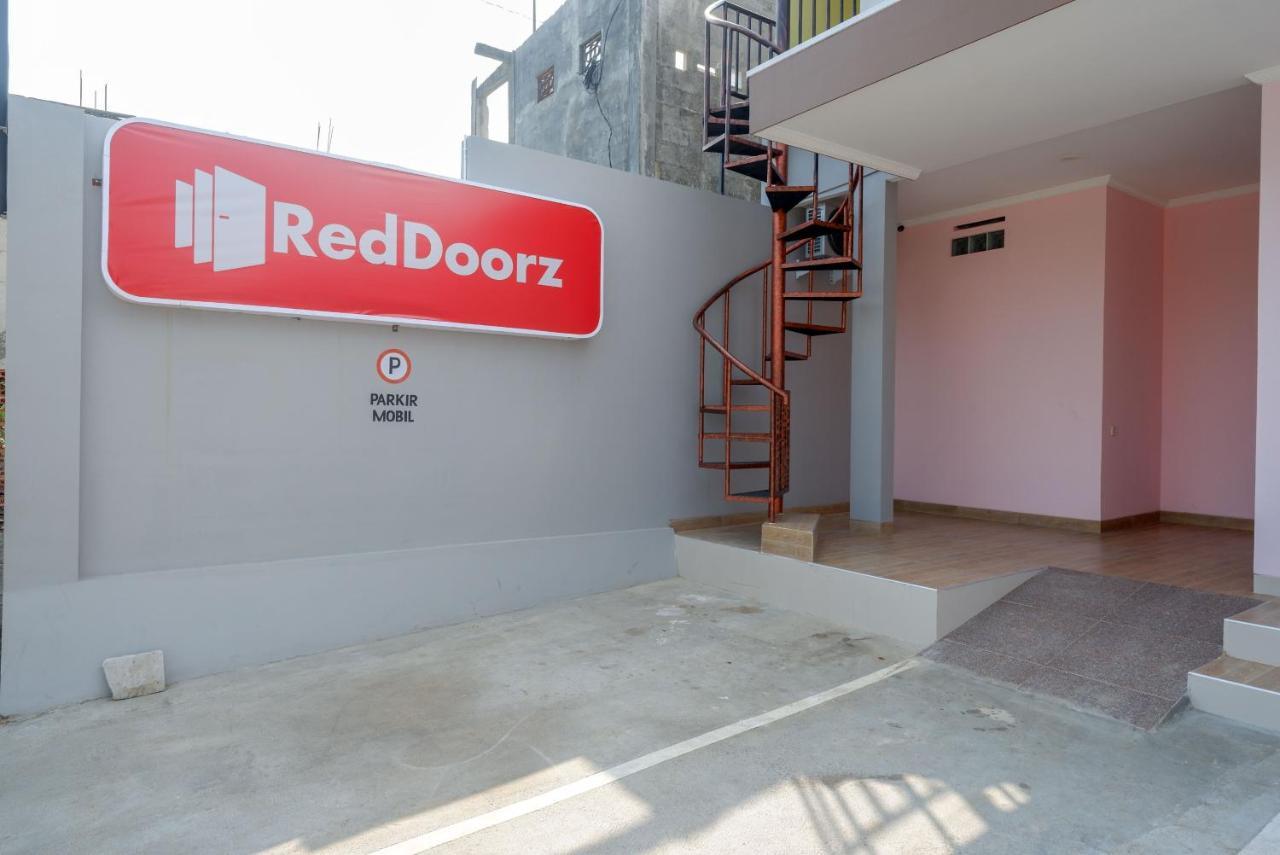 Reddoorz Near Rita Supermall Purwokerto 2 외부 사진