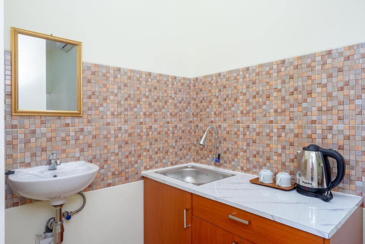 Reddoorz Near Rita Supermall Purwokerto 2 외부 사진
