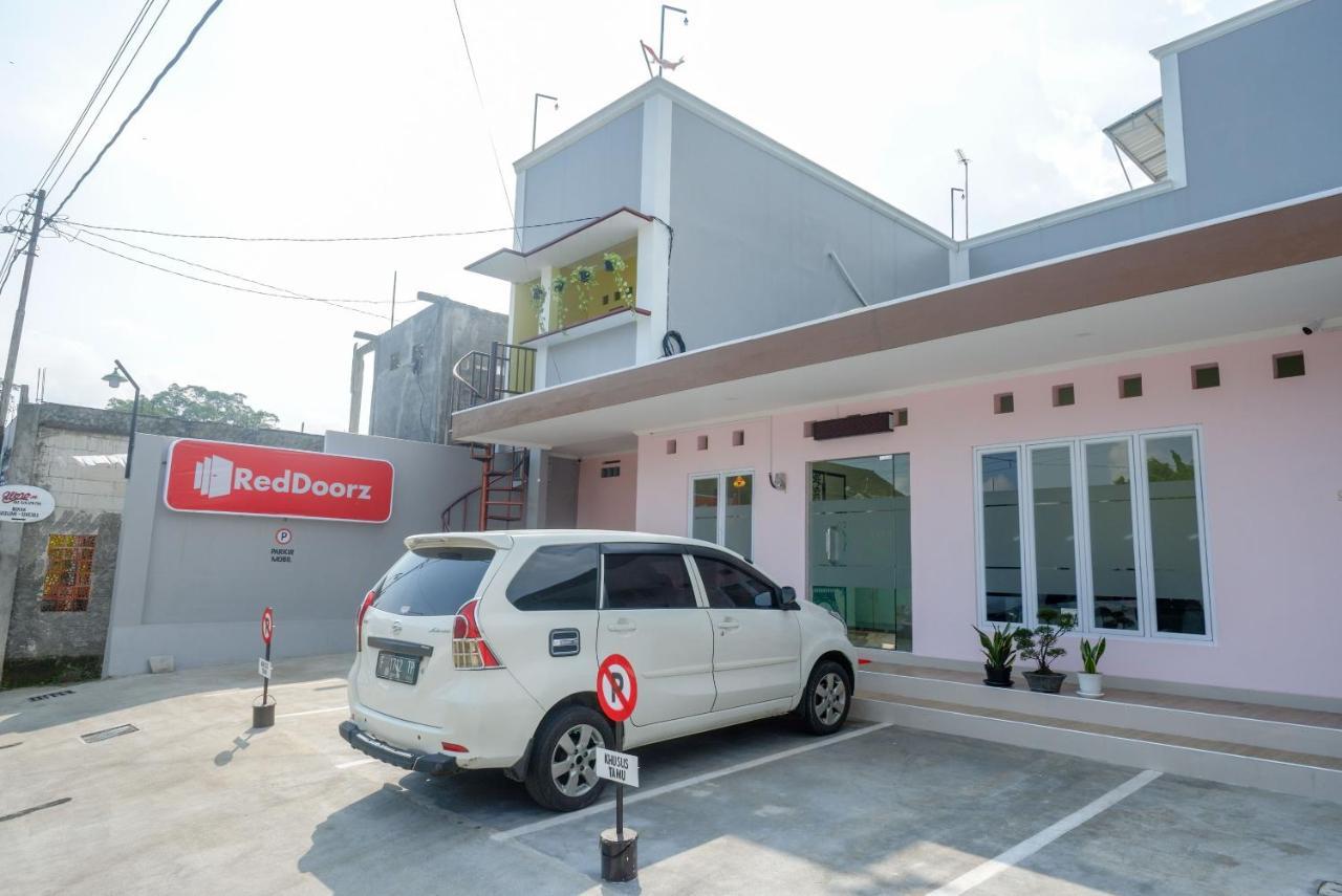 Reddoorz Near Rita Supermall Purwokerto 2 외부 사진
